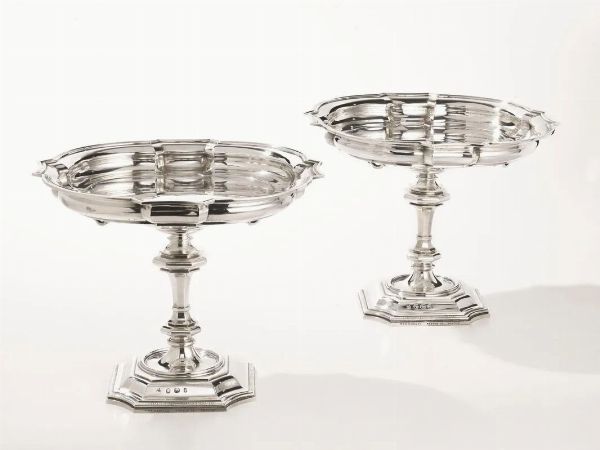 COPPIA DI ALZATE, LONDRA 1869, FACITORE ROBERT GARRARD  - Asta VINTAGE: BORSE E ACCESSORI DI HERMES, LOUIS VUITTON E ALTRE GRANDI MAISON - Associazione Nazionale - Case d'Asta italiane