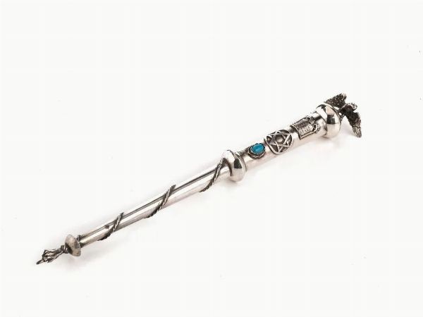 DUE INDICATORI PER TORAH, MOSCA 1786  - Asta VINTAGE: BORSE E ACCESSORI DI HERMES, LOUIS VUITTON E ALTRE GRANDI MAISON - Associazione Nazionale - Case d'Asta italiane