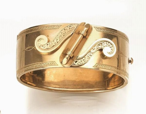 Bracciale in oro giallo  - Asta VINTAGE: BORSE E ACCESSORI DI HERMES, LOUIS VUITTON E ALTRE GRANDI MAISON - Associazione Nazionale - Case d'Asta italiane