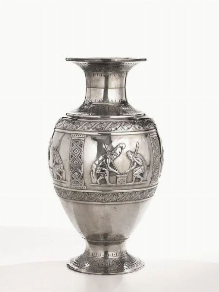 Grande vaso, sec. XX  - Asta VINTAGE: BORSE E ACCESSORI DI HERMES, LOUIS VUITTON E ALTRE GRANDI MAISON - Associazione Nazionale - Case d'Asta italiane