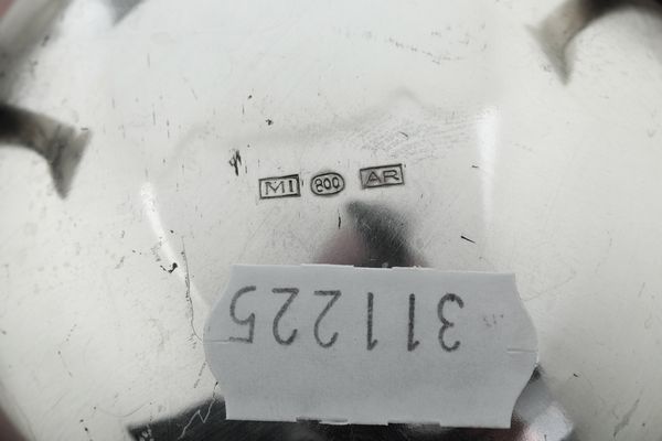 Caffettiera, zuccheriera e cioccolatiera. Argenteria italianan del XX secolo, argentieri differenti  - Asta Argenti e Icone - Associazione Nazionale - Case d'Asta italiane