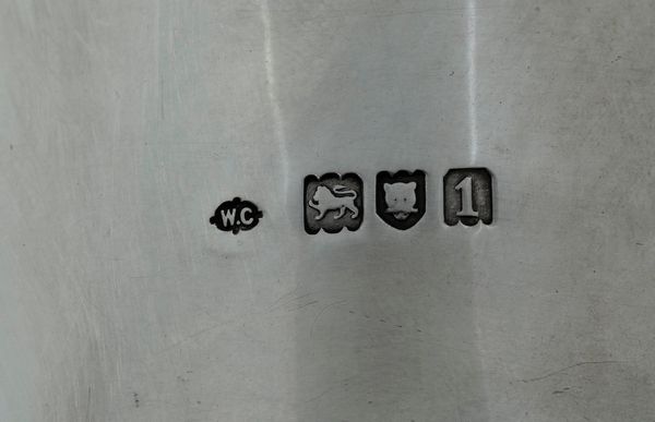 Mug, Londra 1888, argentiere William Barrott e porta t, Londra 1906, argentiere William Comyns & Sons Ltd  - Asta Argenti e Icone - Associazione Nazionale - Case d'Asta italiane