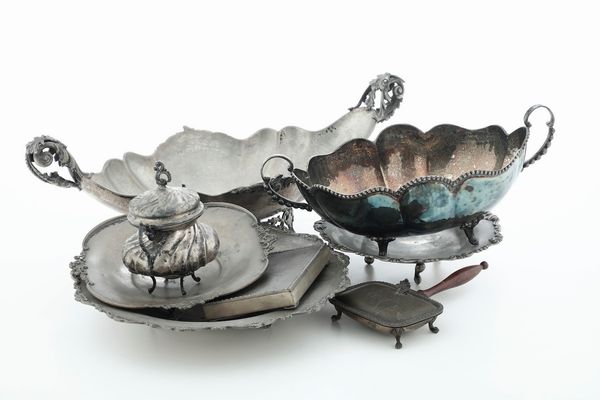 Lotto di oggetti in argento. Varie manifatture italiane del XX secolo  - Asta Argenti e Icone - Associazione Nazionale - Case d'Asta italiane