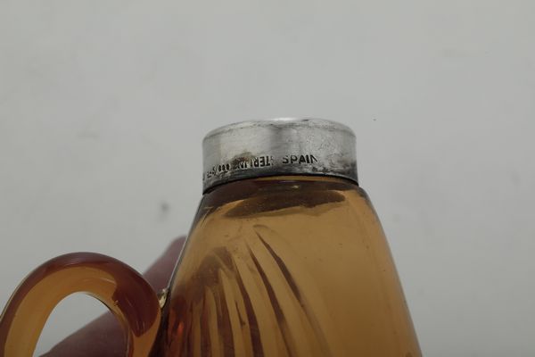 Oliera a guisa di volatile. Manifattura spagnola del XX secolo  - Asta Argenti e Icone - Associazione Nazionale - Case d'Asta italiane