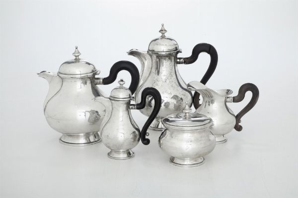 Servizio da t e caff. Argenteria milanese del XX secolo, Argentiere Miracoli  - Asta Argenti e Icone - Associazione Nazionale - Case d'Asta italiane