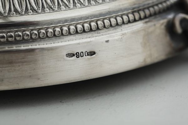 Coppia di candelabri. Argenteria italiana della prima met del XX secolo  - Asta Argenti e Icone - Associazione Nazionale - Case d'Asta italiane