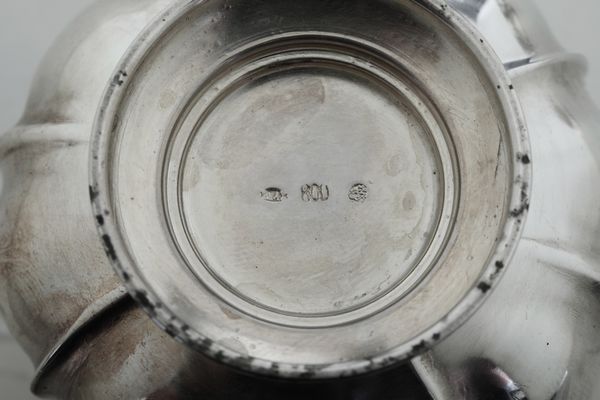 Teiera, zuccheriera e lattiera. Argenteria italiana della prima met del XX secolo, bollo dell'argentiere consunto  - Asta Argenti e Icone - Associazione Nazionale - Case d'Asta italiane