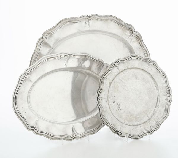 Tre vassoi. Argenteria italiana del XX secolo  - Asta Argenti e Icone - Associazione Nazionale - Case d'Asta italiane