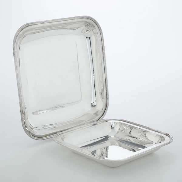 Due ciotole quadrate. Argenteria veneta del XX-XXI secolo  - Asta Argenti e Icone - Associazione Nazionale - Case d'Asta italiane