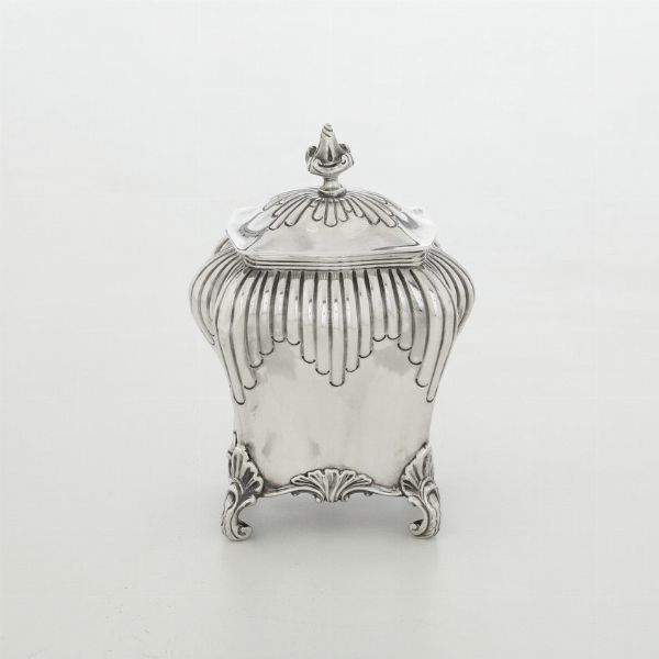 Scatola porta t, citt di Sheffield 1902. Argentiere Henry Wilkinson  - Asta Argenti e Icone - Associazione Nazionale - Case d'Asta italiane