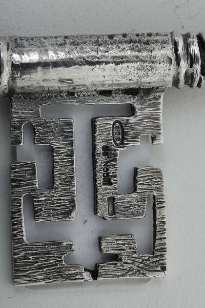 Lotto di due chiavi. Argenteria italiana del XX secolo  - Asta Argenti e Icone - Associazione Nazionale - Case d'Asta italiane