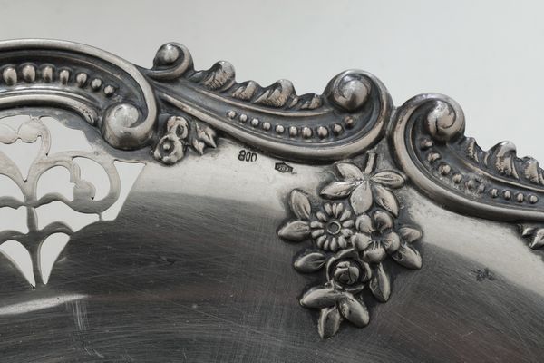 Tre vassoi. Argenteria italiana del XX secolo  - Asta Argenti e Icone - Associazione Nazionale - Case d'Asta italiane