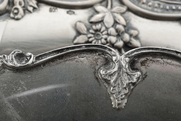 Tre vassoi. Argenteria italiana del XX secolo  - Asta Argenti e Icone - Associazione Nazionale - Case d'Asta italiane