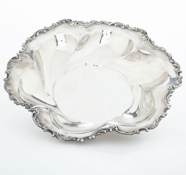 Ciotola. Argenteria italiana del XX secolo, argentiere Cesa, Alessandria  - Asta Argenti e Icone - Associazione Nazionale - Case d'Asta italiane