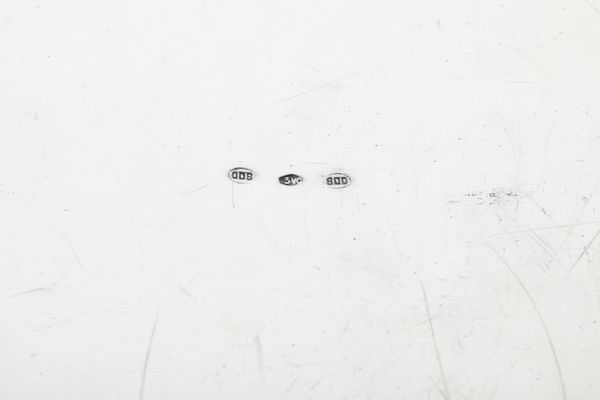 Vassoio biansato. Argenteria italiana del XX secolo, argentiere Castaudi & Gautero, Vercelli  - Asta Argenti e Icone - Associazione Nazionale - Case d'Asta italiane