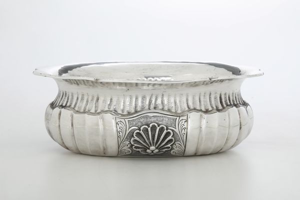 Centrotavola. Argenteria milanese del XX-XXI secolo  - Asta Argenti e Icone - Associazione Nazionale - Case d'Asta italiane