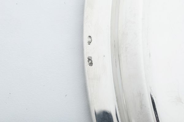 Grande piatto. Argenteria italiana del XX secolo, argentiere F.lli Zaramella, Padova  - Asta Argenti e Icone - Associazione Nazionale - Case d'Asta italiane