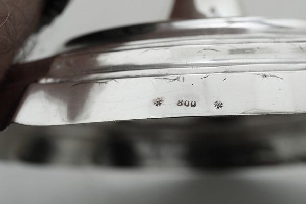 Coppia di candelabri a 5 braccia. Argenteria italiana del XX secolo  - Asta Argenti e Icone - Associazione Nazionale - Case d'Asta italiane