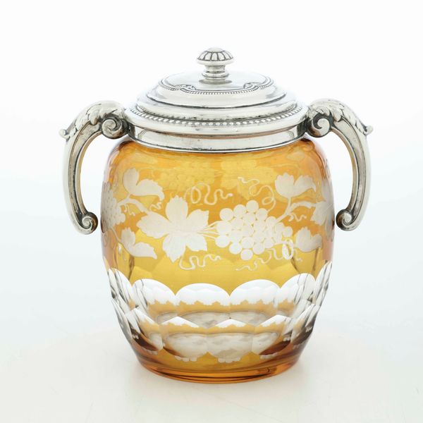 Biscottiera in argento e vetro molato. Argenteria italiana o tedesca del XX secolo  - Asta Argenti e Icone - Associazione Nazionale - Case d'Asta italiane