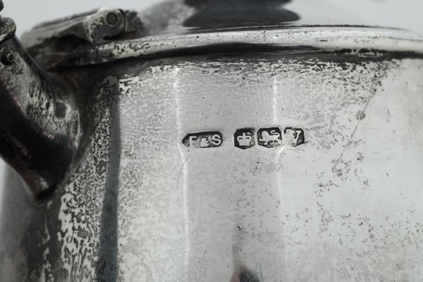 Teiera. Citt di Sheffiled 1938, argentiere Fattorini & Son Ltd  - Asta Argenti e Icone - Associazione Nazionale - Case d'Asta italiane