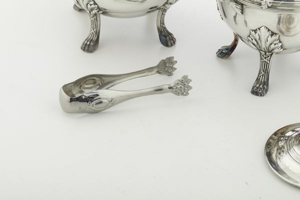 Servizio in metallo argentato. Francia XX secolo  - Asta Argenti e Icone - Associazione Nazionale - Case d'Asta italiane