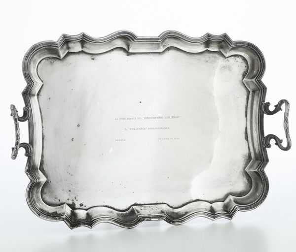 Vassoio in metallo argentato. XX secolo  - Asta Argenti e Icone - Associazione Nazionale - Case d'Asta italiane