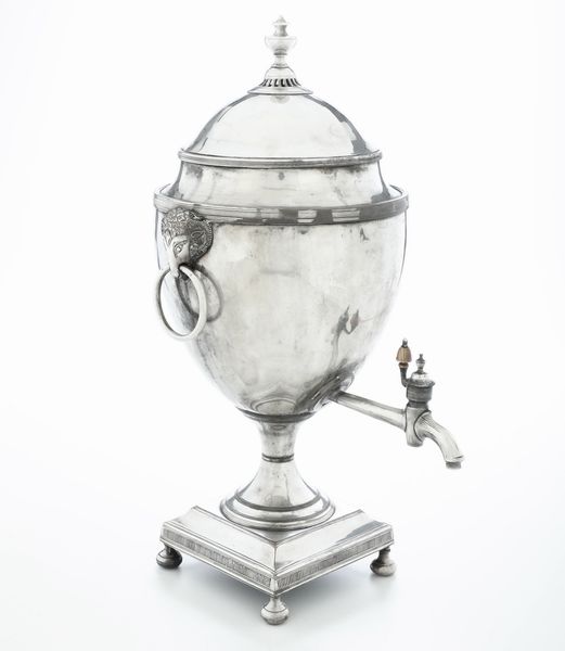 Samovar in metallo argentato. XX secolo  - Asta Argenti e Icone - Associazione Nazionale - Case d'Asta italiane