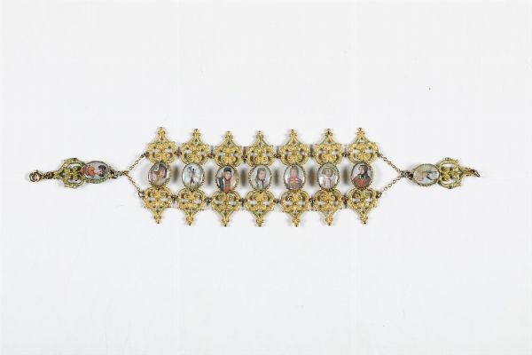 Braccialetto. Metallo fuso, traforato, cesellato, dorato e smalti dipinti. Svizzera (?) XIX secolo  - Asta Argenti e Icone - Associazione Nazionale - Case d'Asta italiane