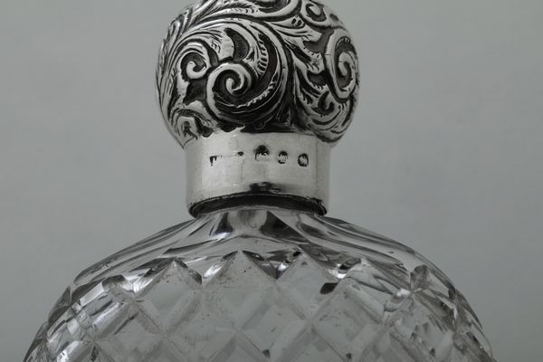 Fiaschetta. Birmingham XIX secolo  - Asta Argenti e Icone - Associazione Nazionale - Case d'Asta italiane