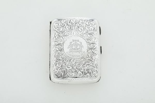 Insieme di tre portarigarette  - Asta Argenti e Icone - Associazione Nazionale - Case d'Asta italiane