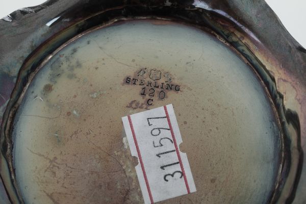 Caffettiera e lattiera. Inghilterra XX secolo  - Asta Argenti e Icone - Associazione Nazionale - Case d'Asta italiane