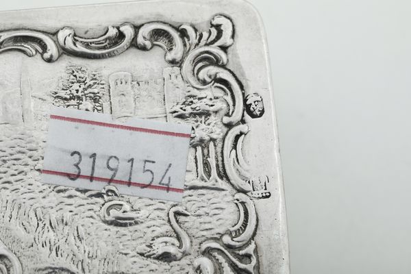 Collezione di 12 scatole in argento sbalzato. Inghilterra e Olanda XIX-XX secolo  - Asta Argenti e Icone - Associazione Nazionale - Case d'Asta italiane