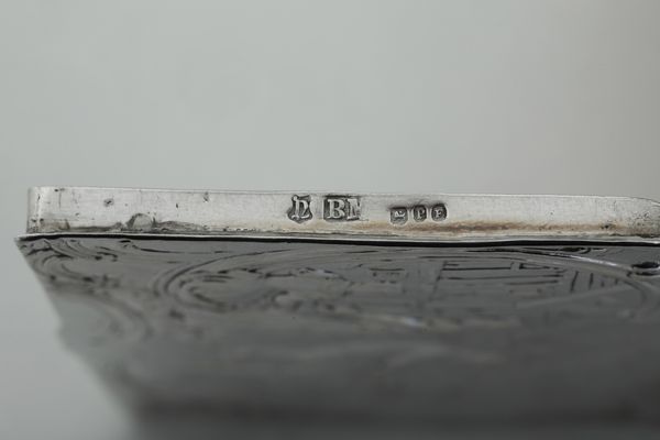 Collezione di 12 scatole in argento sbalzato. Inghilterra e Olanda XIX-XX secolo  - Asta Argenti e Icone - Associazione Nazionale - Case d'Asta italiane