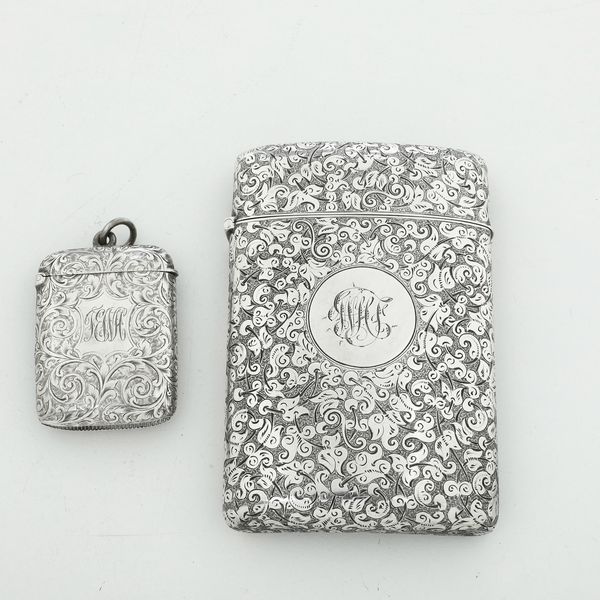 Portafiammiferi e portasigarette. Uno Londra 1885 e uno Birmingham 1888  - Asta Argenti e Icone - Associazione Nazionale - Case d'Asta italiane