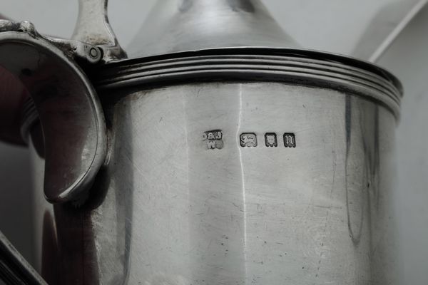 Due mostardiere e due salsiere. Londra, varie epoche ed argentieri, XIX-XX secolo  - Asta Argenti e Icone - Associazione Nazionale - Case d'Asta italiane