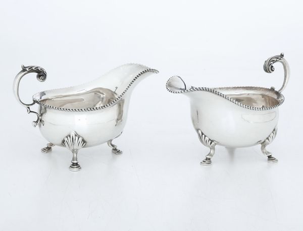 Coppia di salsiere. Birmingham 1964  - Asta Argenti e Icone - Associazione Nazionale - Case d'Asta italiane