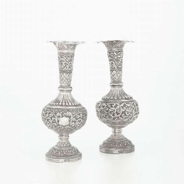 Due vasi. Arte ottomana del XIX-XX secolo  - Asta Argenti e Icone - Associazione Nazionale - Case d'Asta italiane