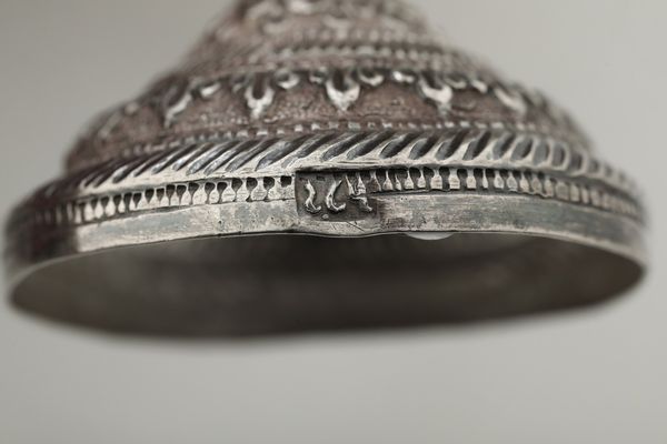 Due vasi. Arte ottomana del XIX-XX secolo  - Asta Argenti e Icone - Associazione Nazionale - Case d'Asta italiane