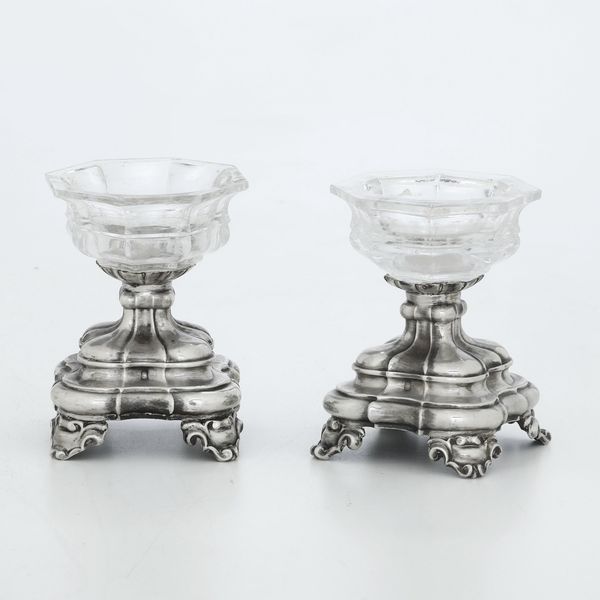 Coppia di saliere. Francia XIX-XX secolo  - Asta Argenti e Icone - Associazione Nazionale - Case d'Asta italiane