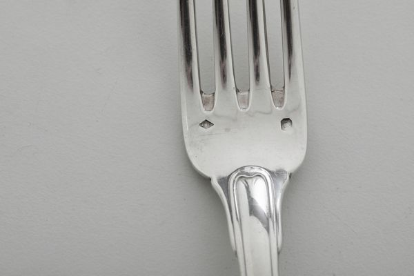 Servizio di posate. Parigi, XIX-XX secolo, argentiere Emile Puifocart  - Asta Argenti e Icone - Associazione Nazionale - Case d'Asta italiane