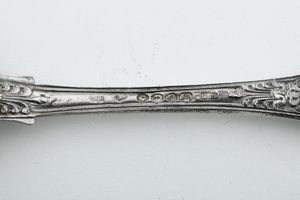 Lotto di posate. Londra 1834, argentieri WT entro rettangolo (William Tanner, W. Troby, W. Traies..) e marchi di ricontrollo per Torino del XIX secolo  - Asta Argenti e Icone - Associazione Nazionale - Case d'Asta italiane