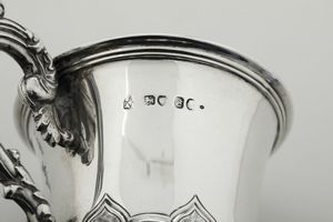 Mug. Londra 1840 e bicchiere, Londra 1901  - Asta Argenti e Icone - Associazione Nazionale - Case d'Asta italiane