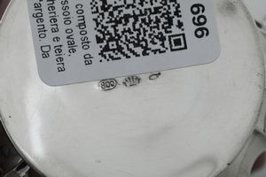 Lotto composto da vassoio ovale, zuccheriera e teiera. Argenteria italiana del XX secolo, argentieri differenti  - Asta Argenti e Icone - Associazione Nazionale - Case d'Asta italiane