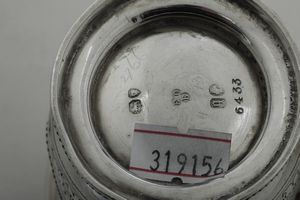 Mug. Londra 1871, argentiere Richards & Brown  - Asta Argenti e Icone - Associazione Nazionale - Case d'Asta italiane