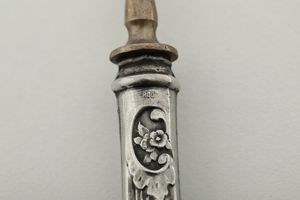 Sei forchette, 6 coltelli e 6 cucchiaini. Argenteria italiana del XX secolo  - Asta Argenti e Icone - Associazione Nazionale - Case d'Asta italiane