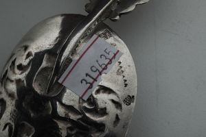 Cinque posate figurate. Olanda XX secolo  - Asta Argenti e Icone - Associazione Nazionale - Case d'Asta italiane