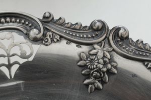 Tre vassoi. Argenteria italiana del XX secolo  - Asta Argenti e Icone - Associazione Nazionale - Case d'Asta italiane