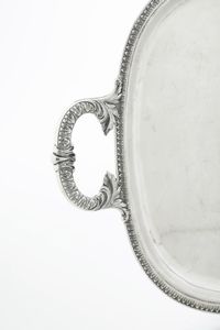 Vassoio biansato. Argenteria italiana del XX secolo, argentiere Castaudi & Gautero, Vercelli  - Asta Argenti e Icone - Associazione Nazionale - Case d'Asta italiane