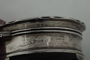 Gruppo di oggetti in metallo argentato e argento  - Asta Argenti e Icone - Associazione Nazionale - Case d'Asta italiane