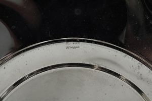 Piatto, piattino e centrotavola. Argenteria italiana del XX secolo  - Asta Argenti e Icone - Associazione Nazionale - Case d'Asta italiane